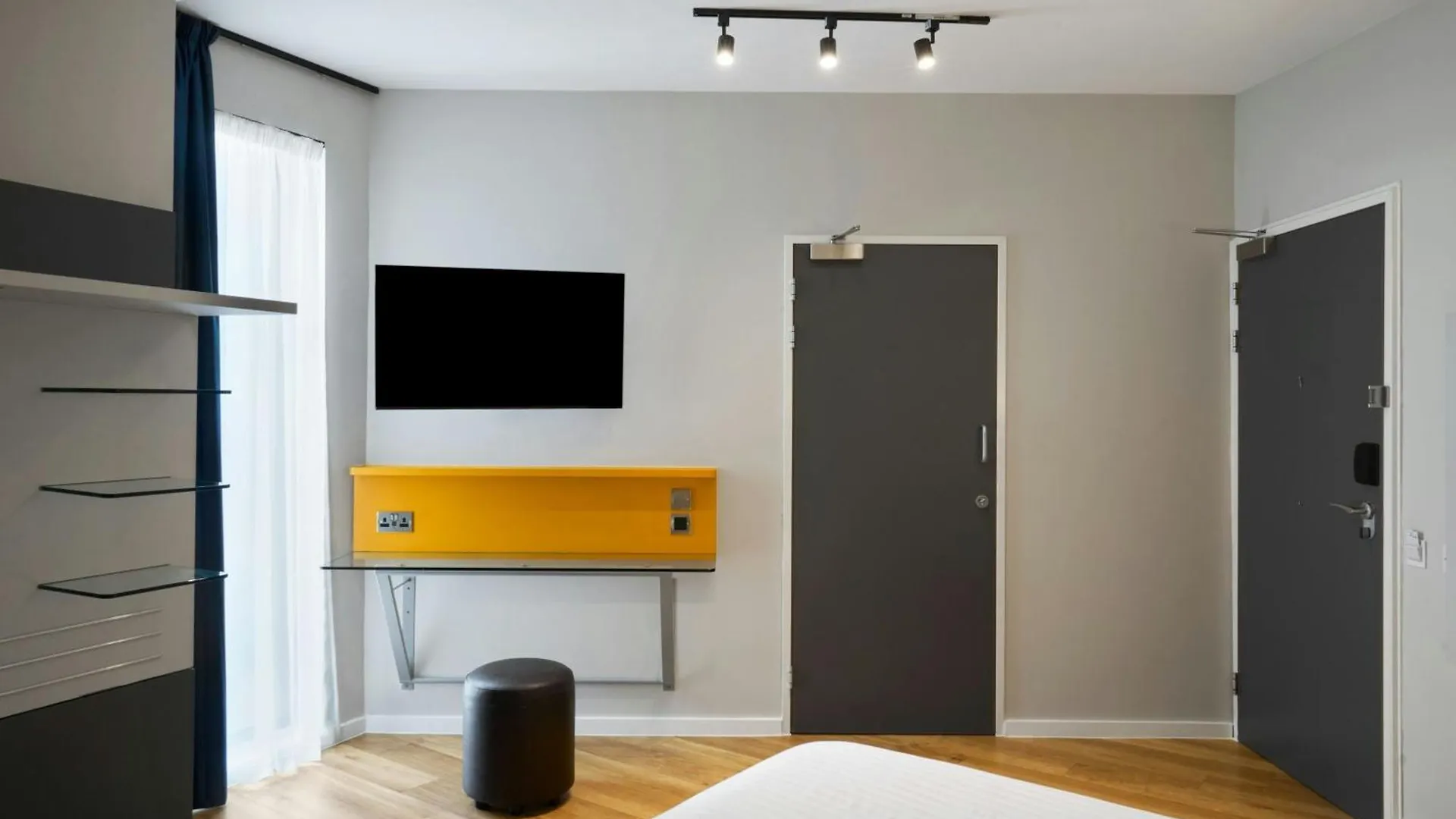 Four Points Flex By Sheraton Newcastle Hotel