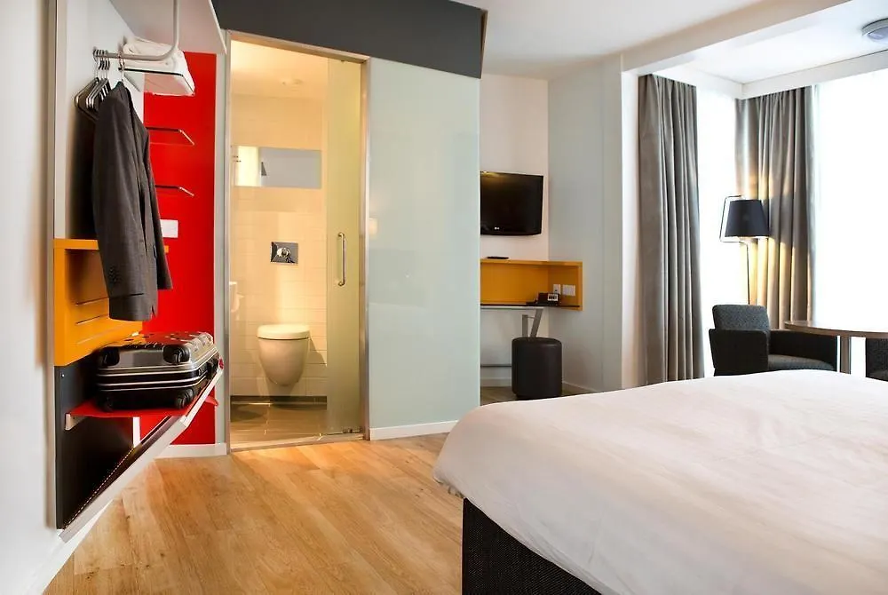 Four Points Flex By Sheraton Newcastle Hotel